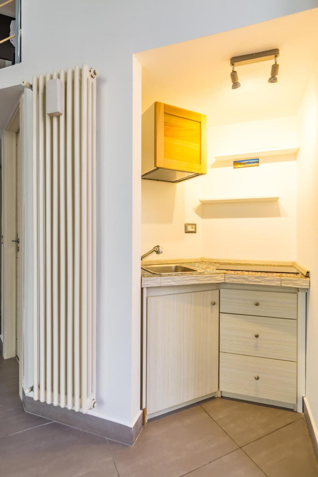 Apartment Duplex Indipendente Vicino Al Lungomare Caracciolo