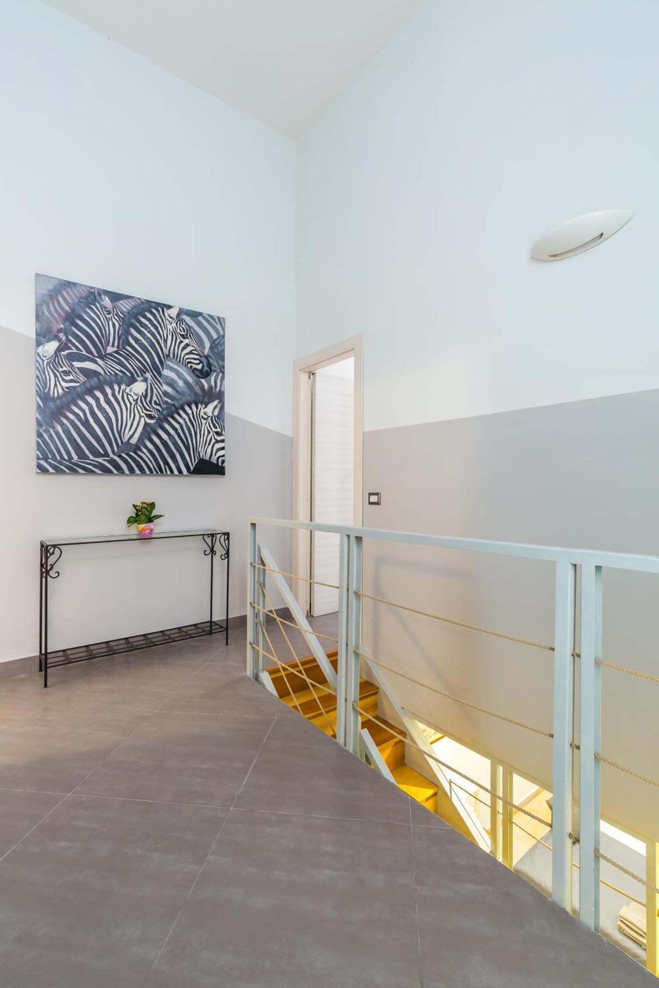Duplex Indipendente Vicino Al Lungomare Caracciolo *