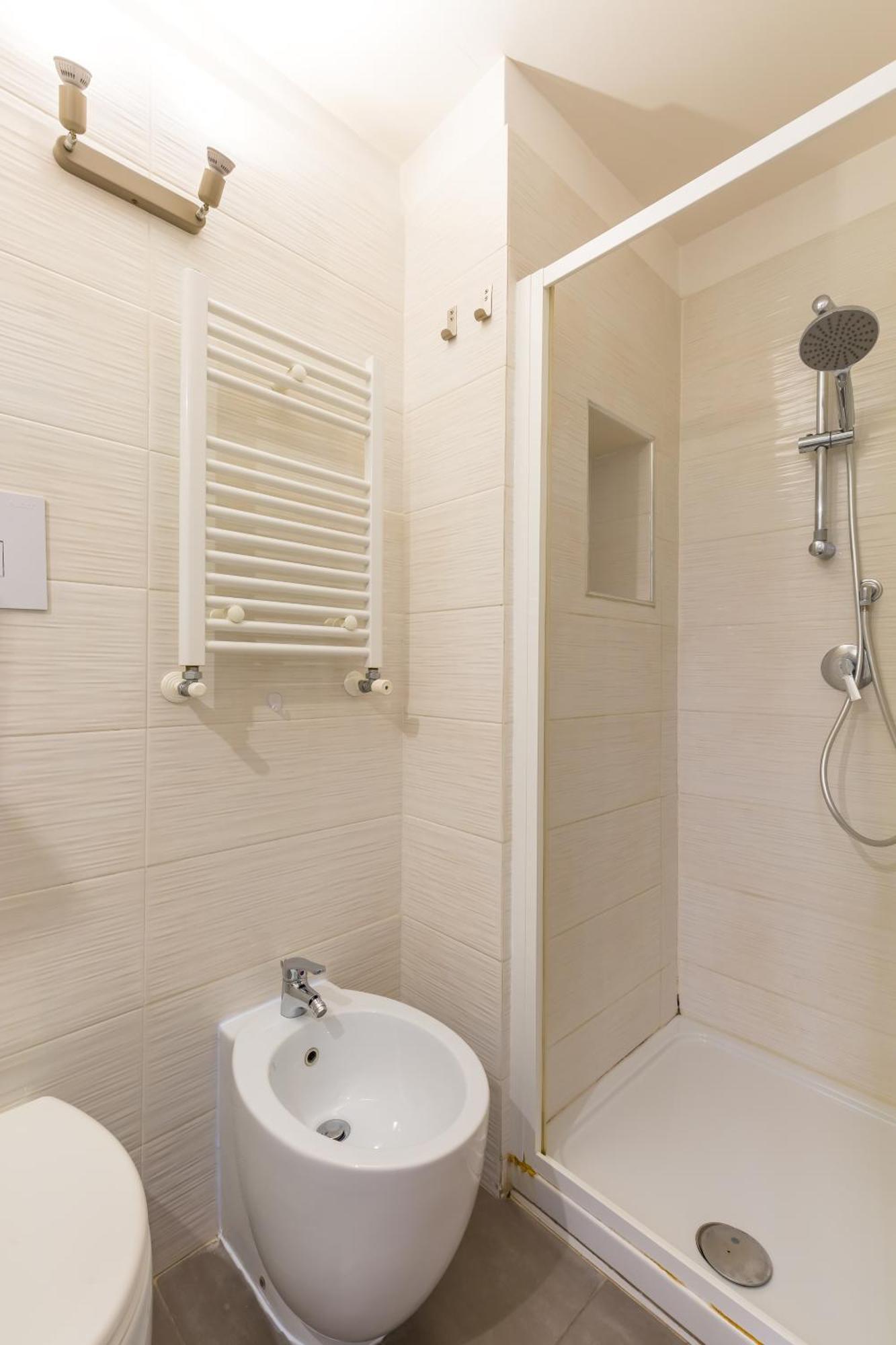 Apartment Duplex Indipendente Vicino Al Lungomare Caracciolo Naples